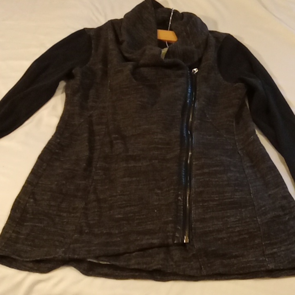 CK performance zip up